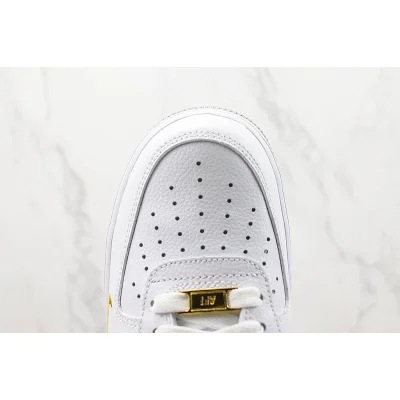 Nike Air Force 1 Low "40th Anniversary/White/Light Grey/Gold" фото № 4 Nike Air Force 1 Low "40th Anniversary/White/Light Grey/Gold" фото № 4