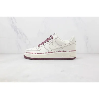 Undefeated x Nike Air Force 1 Low "Wine/Red" фото № 2