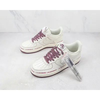 Undefeated x Nike Air Force 1 Low "Wine/Red" фото № 5