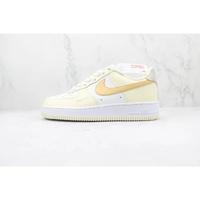 Nike Air Force 1 Low "Coconut Milk" фото № 2 Nike Air Force 1 Low "Coconut Milk" фото № 2