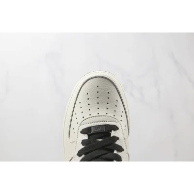 Nike Air Force 1 07 Low "White/Black" фото № 3