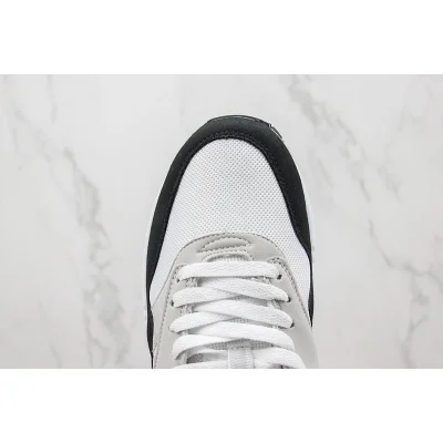 Nike Air Max 1 "Core Black/Grey/Red" фото № 4 Nike Air Max 1 "Core Black/Grey/Red" фото № 4