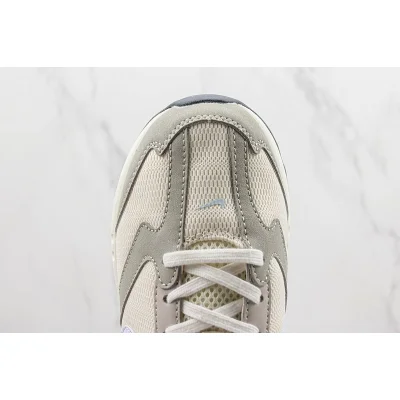 Nike Air Max Dawn "Phantom/Light Iron Ore/Picante Red/Football Grey" фото № 3