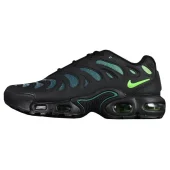 Nike Air Max Plus Drift "Black Green Strike"