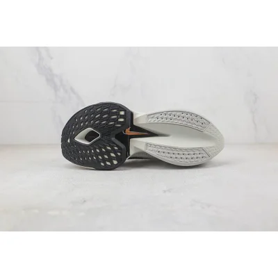 Nike Air Zoom Alphafly Next 2 "Prototype White/Black" фото № 8 Nike Air Zoom Alphafly Next 2 "Prototype White/Black" фото № 8