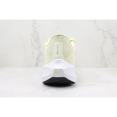 Nike Air Zoom Pegasus 40 "Light&Strike Yellow" фото № 9