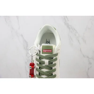 Supreme x Nike Dunk Low "Leaf Veins" фото № 5