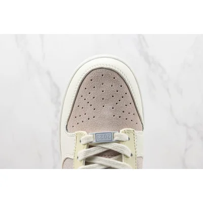 Nike Dunk Low "Year Of The Rabbit/Taupe" фото № 3