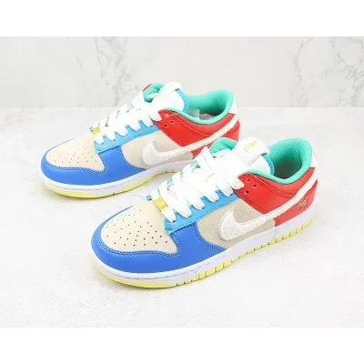 Nike Dunk Low "Year Of The Rabbit/Blue/Red" фото № 5