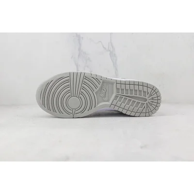 Nike Dunk Low "Grey Fog" фото № 7 Nike Dunk Low "Grey Fog" фото № 7