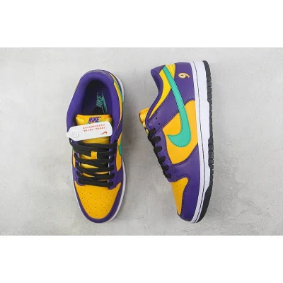 Nike Dunk Low LX "Lisa Leslie" фото № 6 Nike Dunk Low LX "Lisa Leslie" фото № 6