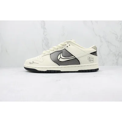 Nike SB Dunk Low "Cream White/Black/Grey" фото № 2
