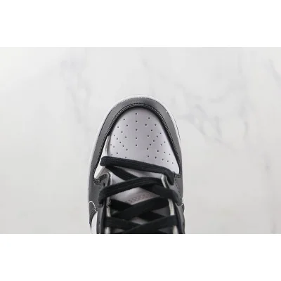 Nike Dunk Low "Disrupt 2 Just Do It" фото № 3