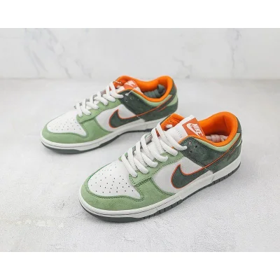 Otomo Katsuhiro x Nike SB Dunk Low "Steamboy OST" фото № 5 Otomo Katsuhiro x Nike SB Dunk Low "Steamboy OST" фото № 5