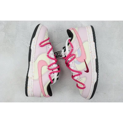 Nike SB Dunk Low "White/Black/Rose Pink" фото № 6