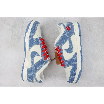 Levi's x Nike Dunk Low "Jeans Blue" фото № 6 Levi's x Nike Dunk Low "Jeans Blue" фото № 6