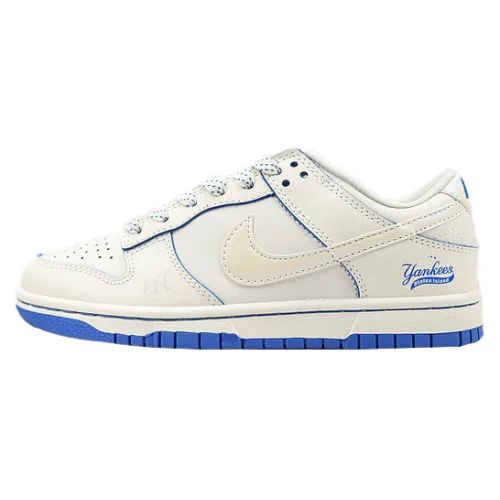 Nike Dunk Low "Yankees"