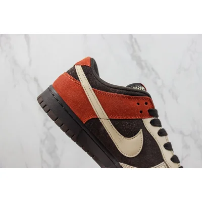 Nike Dunk Low "Red Panda" фото № 3 Nike Dunk Low "Red Panda" фото № 3