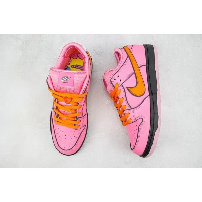 The Powerpuff Girls x Nike SB Dunk Low "Blossom" фото № 6