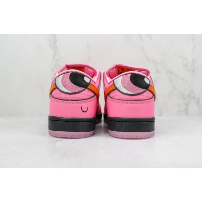 The Powerpuff Girls x Nike SB Dunk Low "Blossom" фото № 8