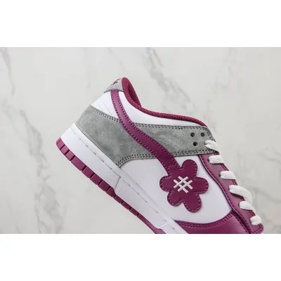 Nike Dunk Low "Water The Plant/Purple" фото № 3 Nike Dunk Low "Water The Plant/Purple" фото № 3