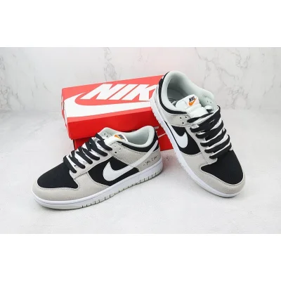 Nike Dunk Low "Toyota AE86" фото № 7 Nike Dunk Low "Toyota AE86" фото № 7