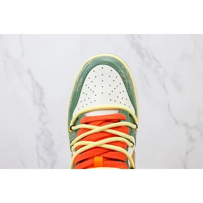 Nike Dunk Low "Panda/Summer Graffiti Green" фото № 4 Nike Dunk Low "Panda/Summer Graffiti Green" фото № 4