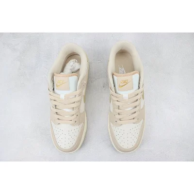 Nike Dunk Low "Golden Swoosh" фото № 7