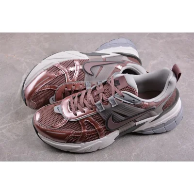 Nike V2K Run "Brown" фото № 6
