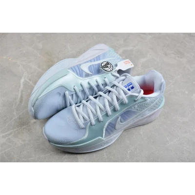 Nike Sabrina 2 "Conductor" фото № 6 Nike Sabrina 2 "Conductor" фото № 6