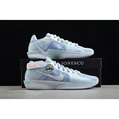 Nike Sabrina 2 "Conductor" фото № 9 Nike Sabrina 2 "Conductor" фото № 9