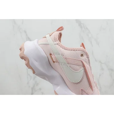 Nike TC 7900 Premium 2 "Regal Pink Gum" фото № 4 Nike TC 7900 Premium 2 "Regal Pink Gum" фото № 4