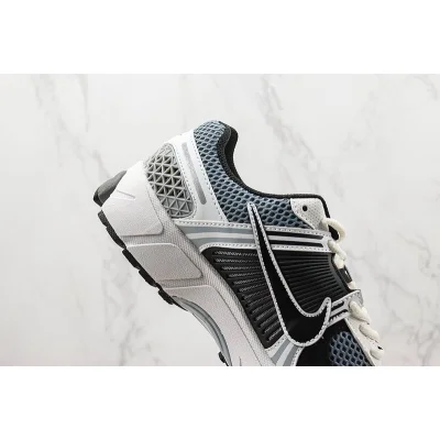 Nike Zoom Vomero 5 "Dark Grey/Black/White" фото № 4