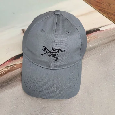 Кепка Arcteryx Skeleton Logo "Gray" фото № 4 Кепка Arcteryx Skeleton Logo "Gray" фото № 4