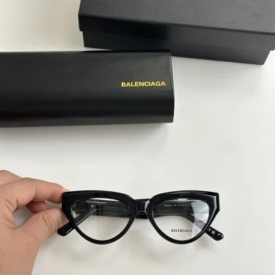 Оправа для очков Balenciaga Cat Eye Shaped Frame With Logo Letters "Black" фото № 2