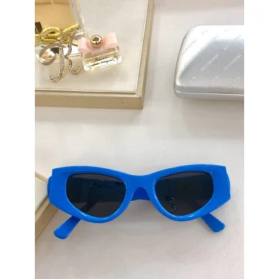 Солнцезащитные очки Balenciaga Wide Frame And Temples "Light Blue" фото № 2