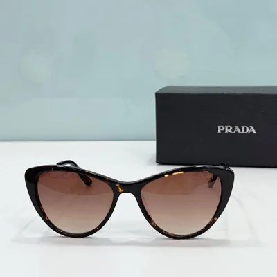 Солнцезащитные очки Prada Cat Eye Form With Thin Temples "Brown" фото № 2