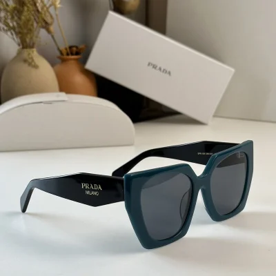 Солнцезащитные очки Prada Hexagon Frame With Romb And Logo Inscription "Blue" фото № 2 Солнцезащитные очки Prada Hexagon Frame With Romb And Logo Inscription "Blue" фото № 2