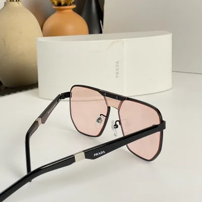 Солнцезащитные очки Prada Small White Logo Inscription "Pink" фото № 4