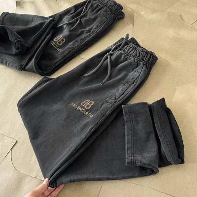 Штаны Balenciaga Small Gold Logo And Two Pockets "Black" фото № 8