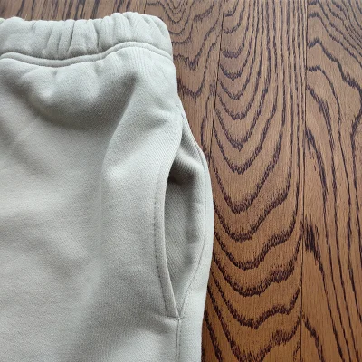 Спортивные Штаны Fear of God Essentials Insulated 1977 "White" фото № 7 Спортивные Штаны Fear of God Essentials Insulated 1977 "White" фото № 7