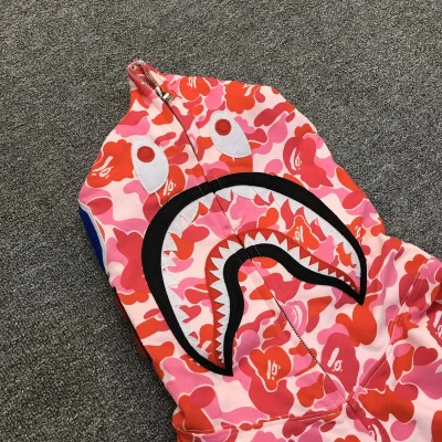 Худи A Bathing Ape Hood With A Pattern ZIP "Pink/White" фото № 2 Худи A Bathing Ape Hood With A Pattern ZIP "Pink/White" фото № 2