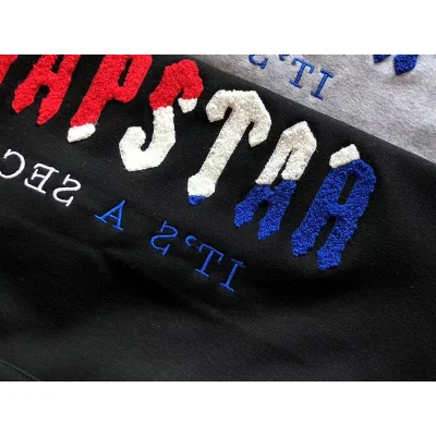 Худи Trapstar Logo With Wide Multicolor Oblique Stripes "Black" фото № 4