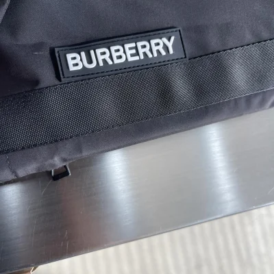 Куртка Burberry White Logo On Black Stripe Miu Miu "Black" фото № 5 Куртка Burberry White Logo On Black Stripe Miu Miu "Black" фото № 5