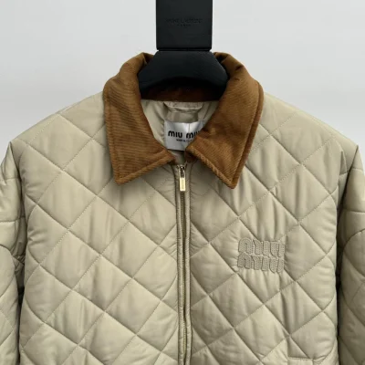 Куртка Miu Miu Frontside Beige Rombes Beige Logo Miu Miu "Beige" фото № 9