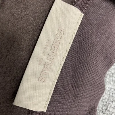 Лонгслив Fear Of God Text Logo "Vinous" фото № 3