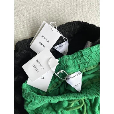 Шорты Bottega Veneta Monochrome "Green" фото № 3