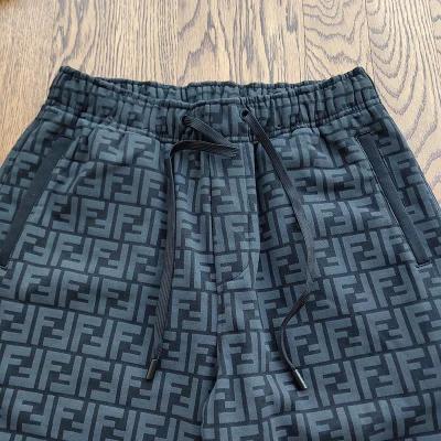 Шорты Fendi Double F “Black” фото № 8 Шорты Fendi Double F “Black” фото № 8