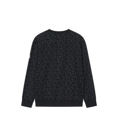 Свитшот Moncler Small Logo Patch "Black" фото № 2 Свитшот Moncler Small Logo Patch "Black" фото № 2