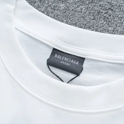Футболка Balenciaga Crew "White" фото № 3